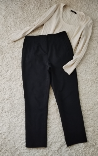 Crne pantalone aktuelni model thumbnail #2
