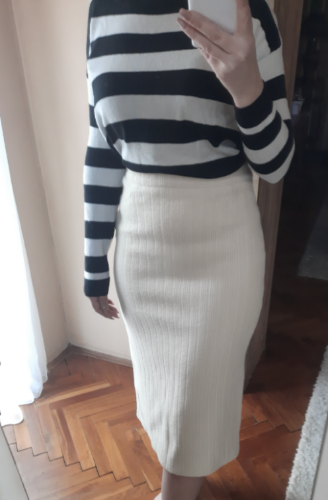Suknja midi od runske vune