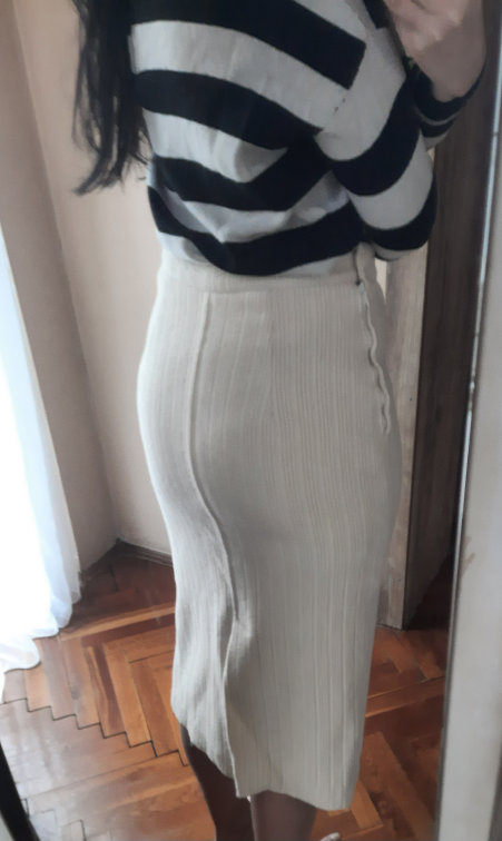 Suknja midi od runske vune slika #2