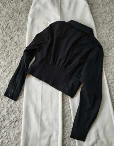 H&M crop kosulja donji deo ustručen kao korset thumbnail #2