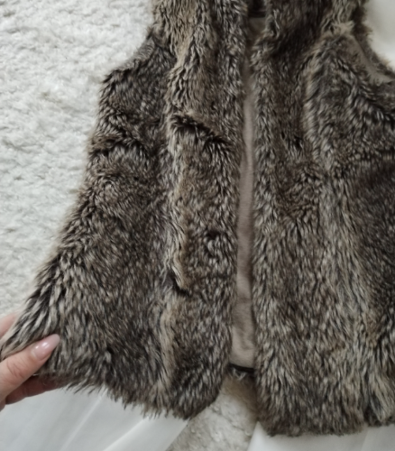 BERSHKA outwear krzneni šatirani prsluk thumbnail #2