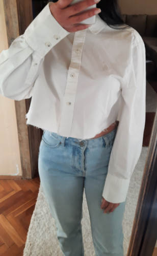 H&M oversized crop kosulja isfazonirana