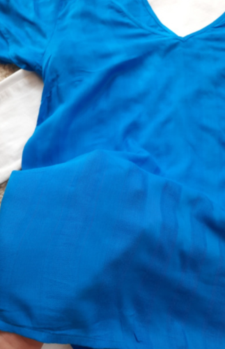 Bluza safirno plava thumbnail #3