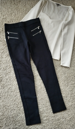 ZARA helanke pantalone sa rajfeslusom 