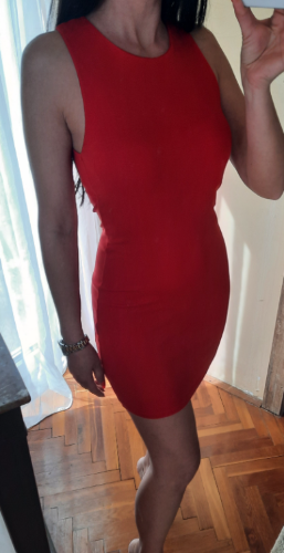 ZARA uska crvena haljina aktuelni model 