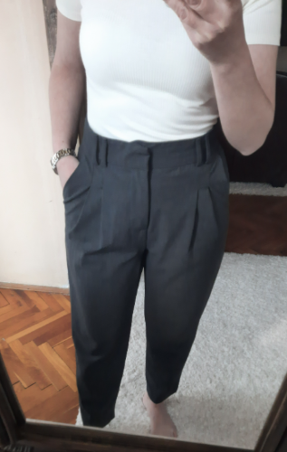 ZARA top pantalone sive boje sa faltama 