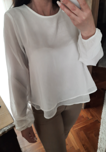 Dvoslojna bela boho bluza
