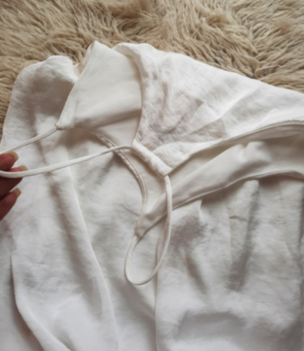 ZARA elegantni bodi svilenkast biserne boje 