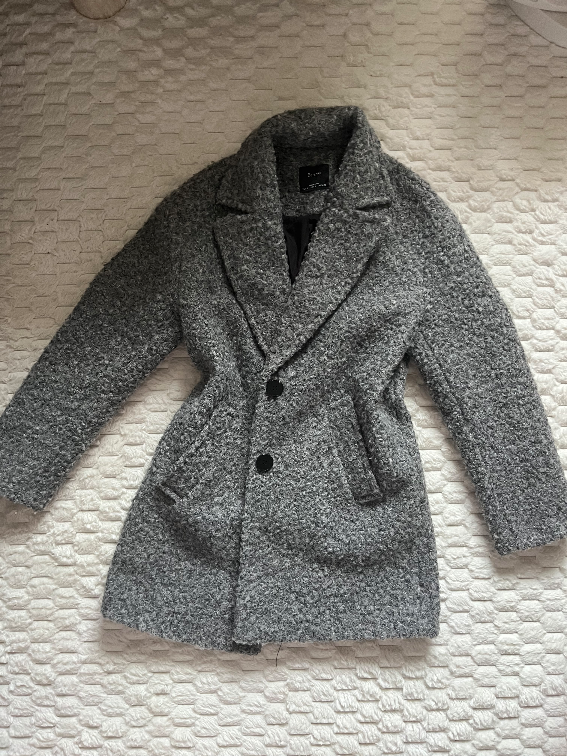 Kaput-Bershka slika #1
