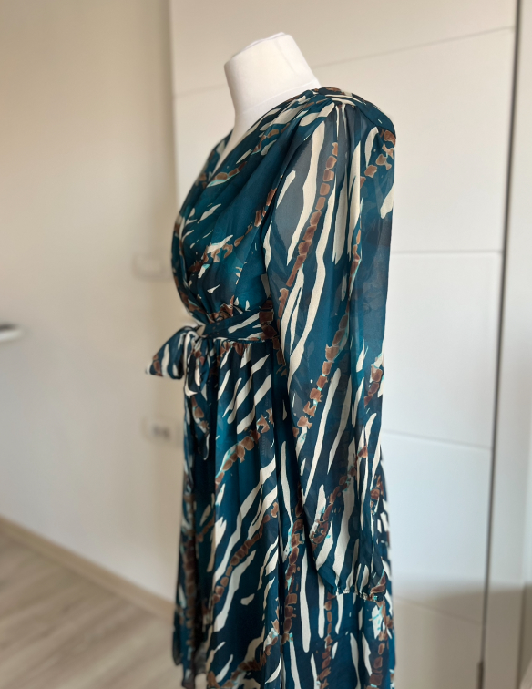 Nova haljinica, nikad nosena  slika #1