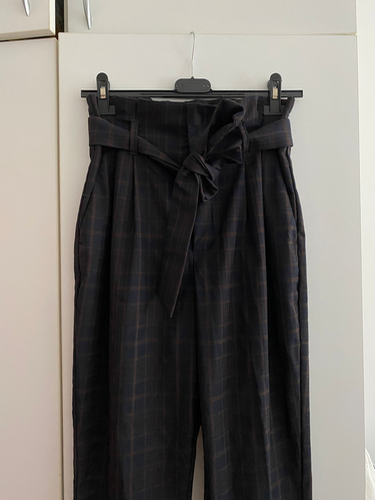 Nove H&M pantalone