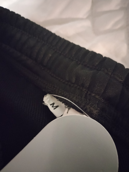 Nova trenerka širokih nogavica slika #4