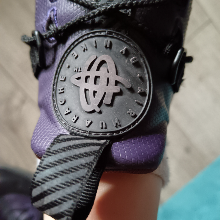 Nike Air Huarache 38.5  slika #1