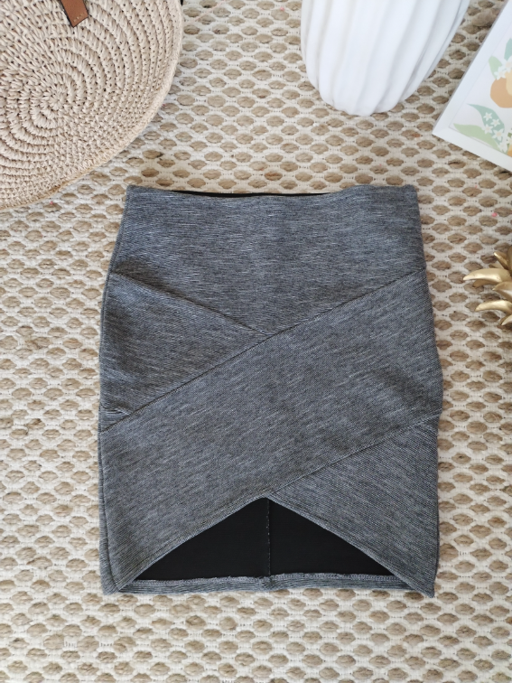Bershka elastična suknja XS/S slika #3