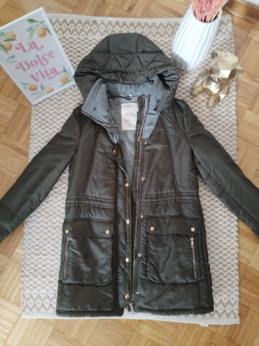 Zara vrhunska topla zimska jakna S/M