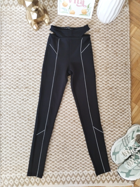 Bershka helanke sa fluorescentnim linijama slika #2