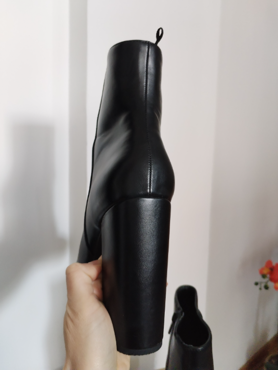 H&M vrh poluduboke čizmice slika #2