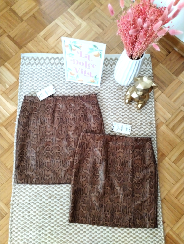 Zara nova suknja animal print (M i L) 