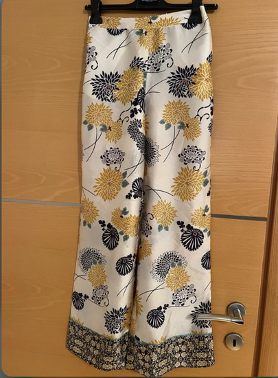 Zara leprsave sarene pantalone S slika #4