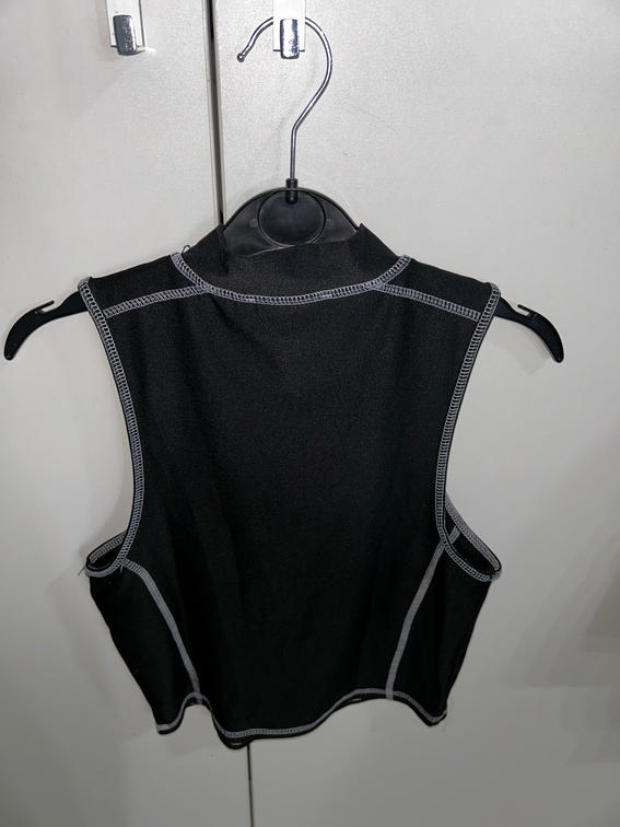 Crop top majica slika #2