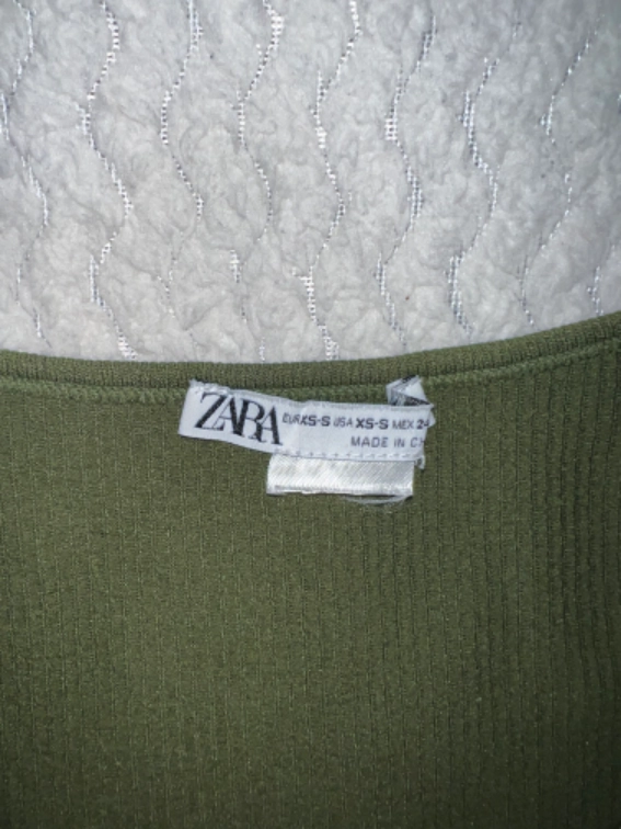 Zara crop top slika #2