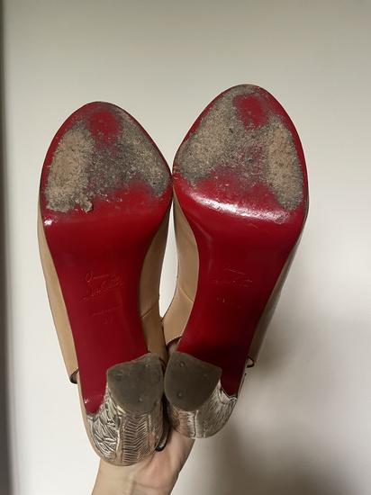 Louboutin pumps slika #4