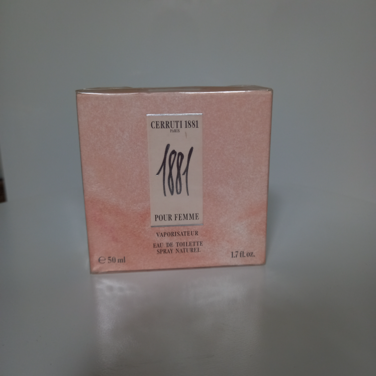 Toaletna voda edt slika #2