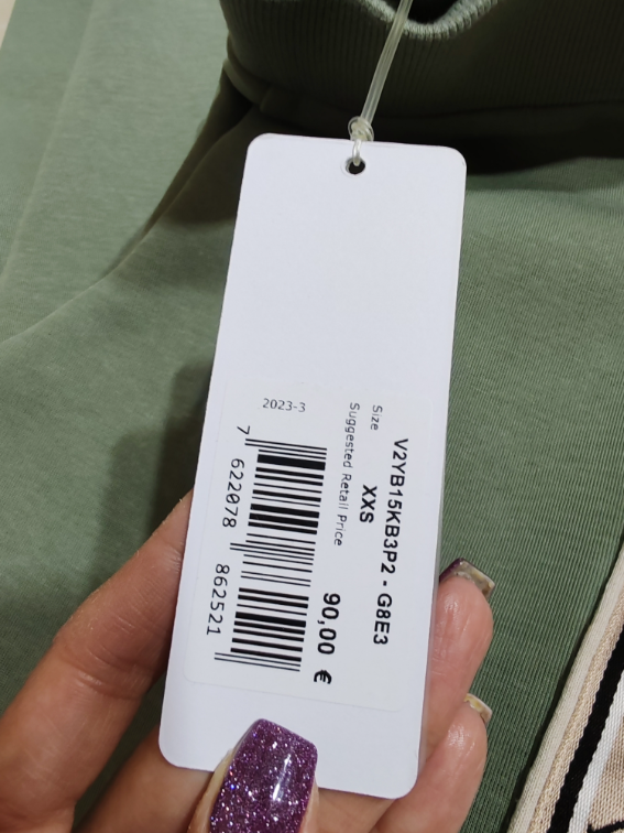 Guess trenerka XXS odg XS/S original NOVO  slika #3