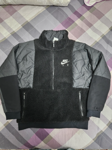 Nike jakna/kengurka xl deciji 