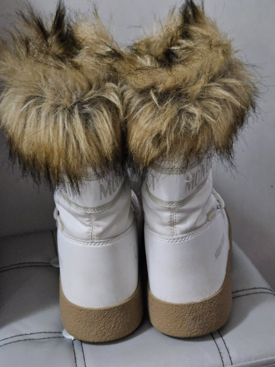 Moon Boot cizme 37 original slika #2