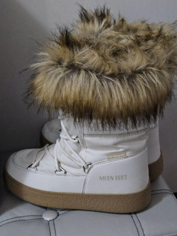 Moon Boot cizme 37 original slika #3