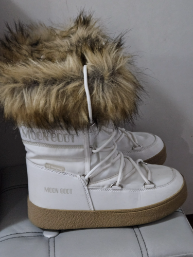 Moon Boot cizme 37 original