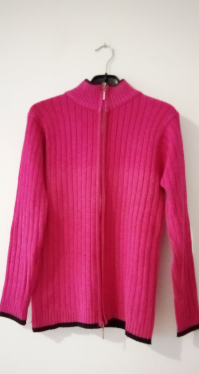 Pink džemper slika #2