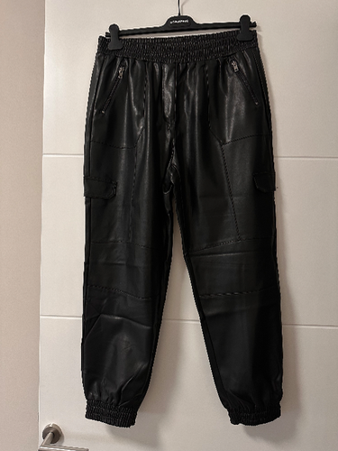 Kozne pantalone