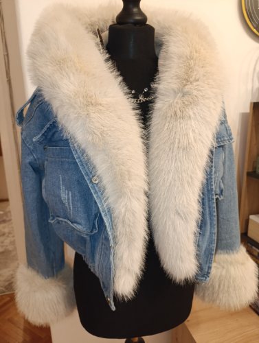 Jakna sa krznom NOVO