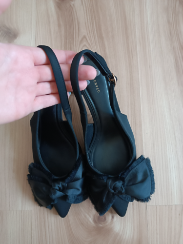 Nove sandale