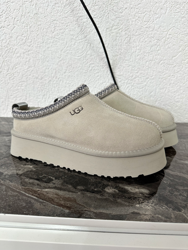Ugg tazz novo
