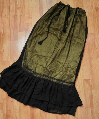 ⚜️ Orient Emporium golden skirt ⚜️