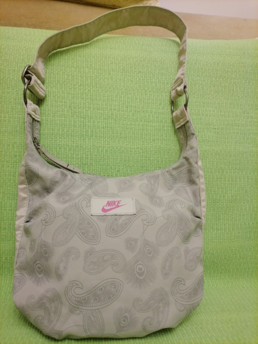 Original Nike siva torbica