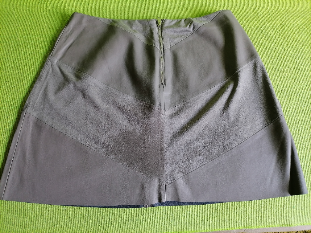 Siva suknjica Zara od eko kože  L slika #3