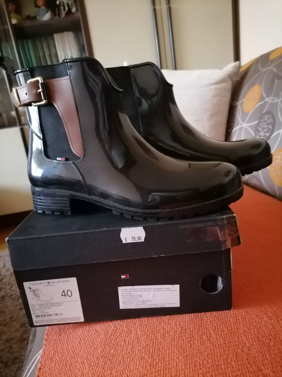 Nove gumene čizme TOMYY HILFIGER  40 slika #5