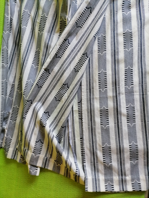 Nove pantalone širokih razrezanih nogavica  L / XL slika #5