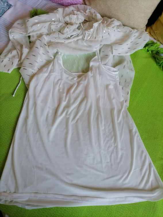 Nova bela haljina sa srebrnastim šarama H&M   M slika #4