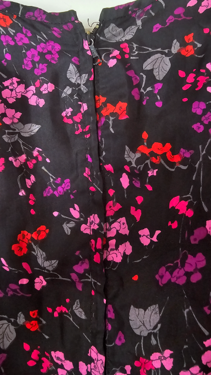 Crna cvetna haljina sa postavom. slika #5