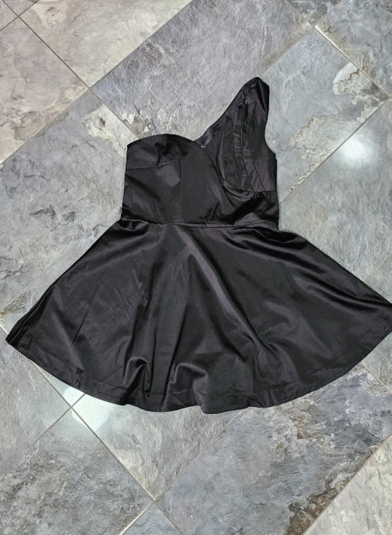 Fishbone crna haljina slika #1